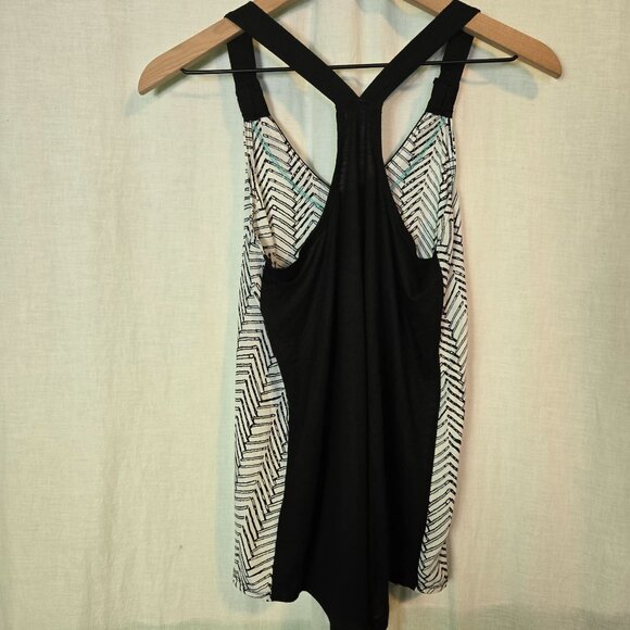 Xhilaration tank top womens Small black white chevron racerback a-line - Picture 4 of 7